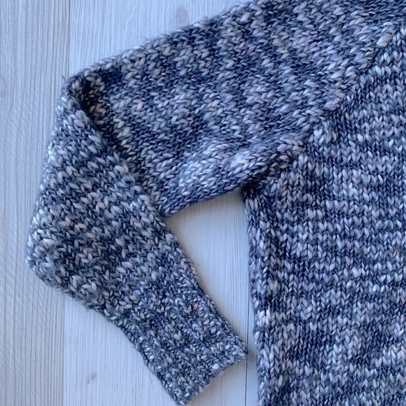 URBAN OUTFITTERS knit crew neck oversized sweater size M - Picture 4 of 13